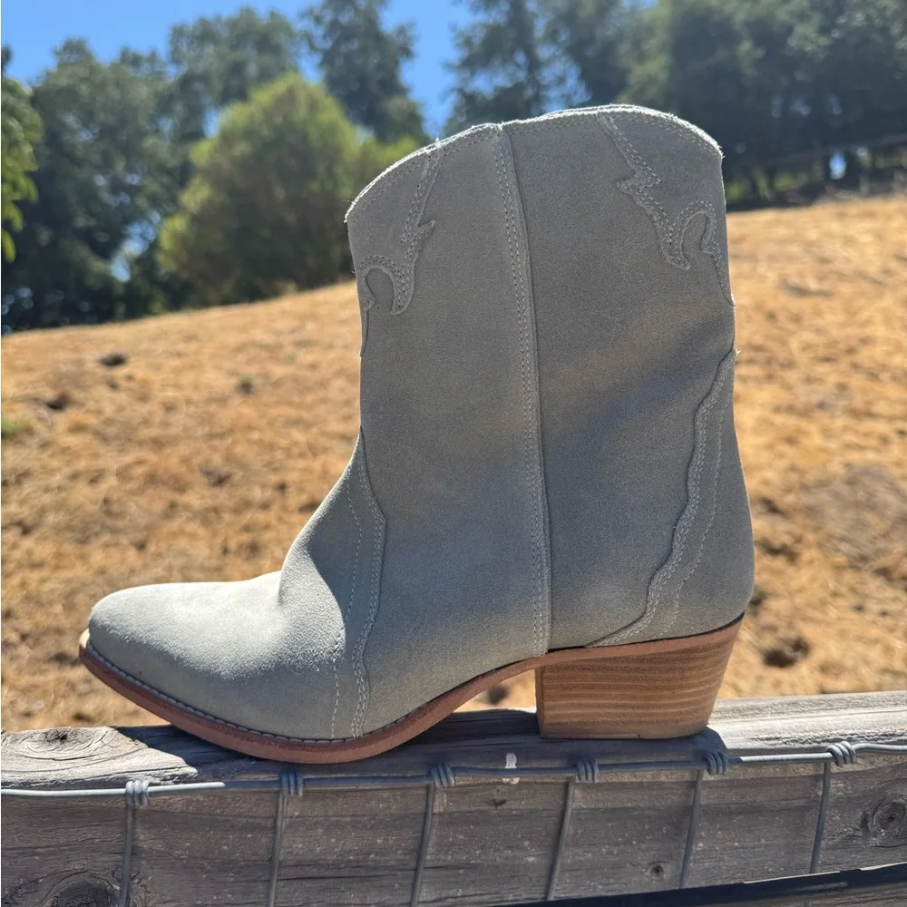 Free People New Frontier Western Suede Mid Calf Boot -Like New! - Picture 5 of 9